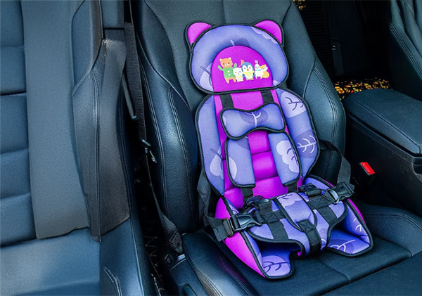 sillita para coche no homologada